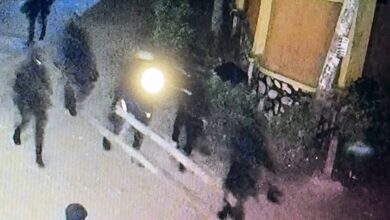 Photo of “I Escaped a Night Raid” — Kyagulanyi Contradicts Police, Says Family Under Siege at Magere