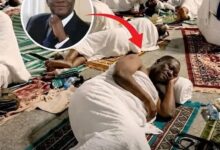Photo of President Sleeps on Bare Ground Too At Muzdalifah.