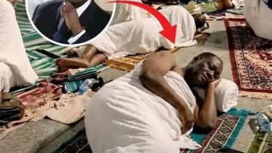 Photo of President Sleeps on Bare Ground Too At Muzdalifah.