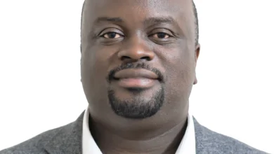 Photo of Olutalo Lwa Gen. Muhoozi Ne Bba Wa Mwanyina Odrek Rwabwogo Lukula — Kati PACEID Agamba Teriiwo Mu Mateeka